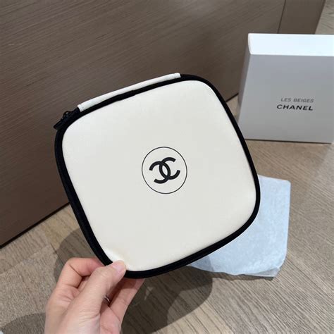 chanel les beiges makeup bag|chanel les beiges warm eyeshadow.